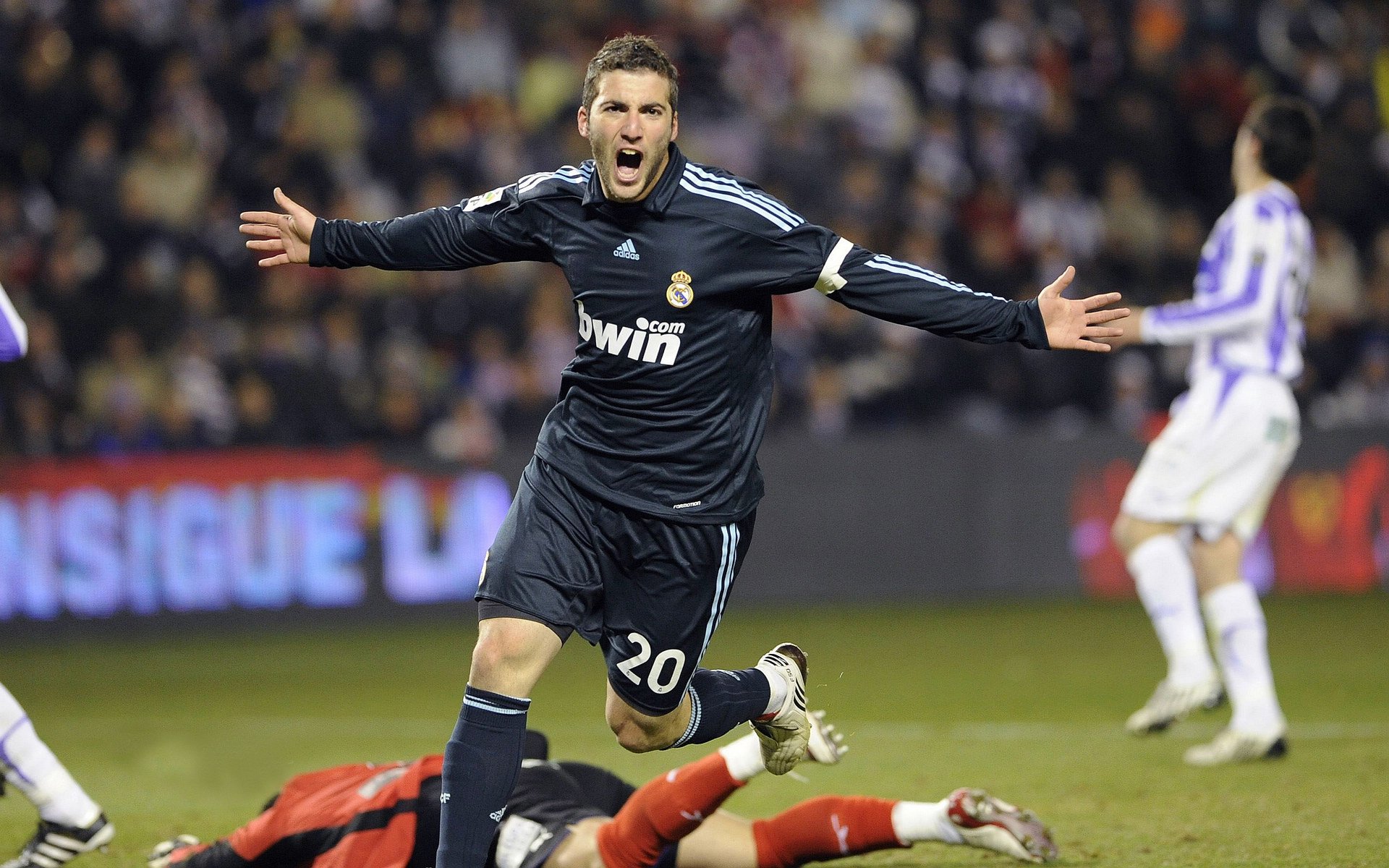 “意甲赛事：攻防转换精彩纷呈”，意甲进攻型球队